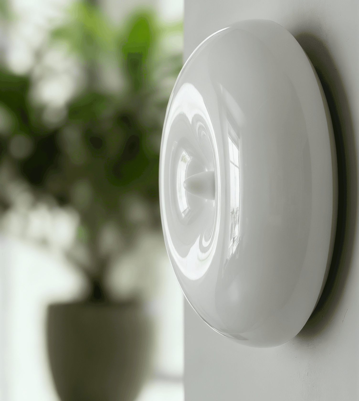 weiß / Wandanschluss