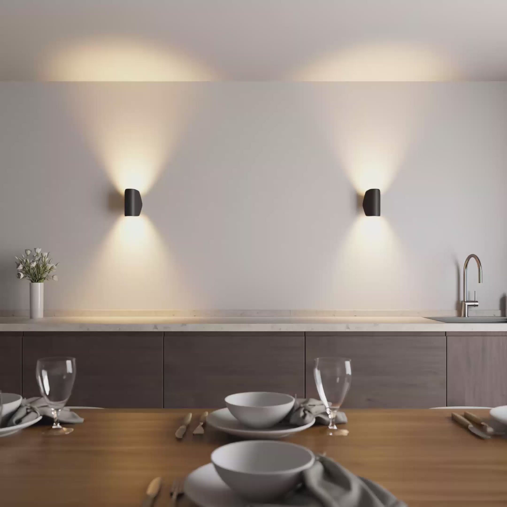 Bewegungssensor-Lampe, 5 M Reichweite – Wetterfest, 360° Drehbar, Als Taschenlampe Nutzbar